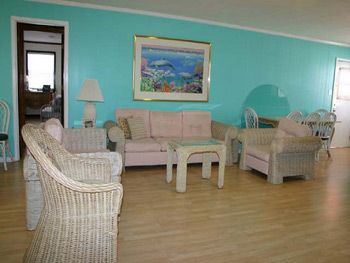 Living room of Isle Call - Gulf Shores Beach House for Rent